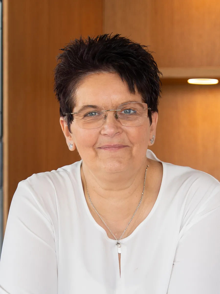 Sabine Hollmann